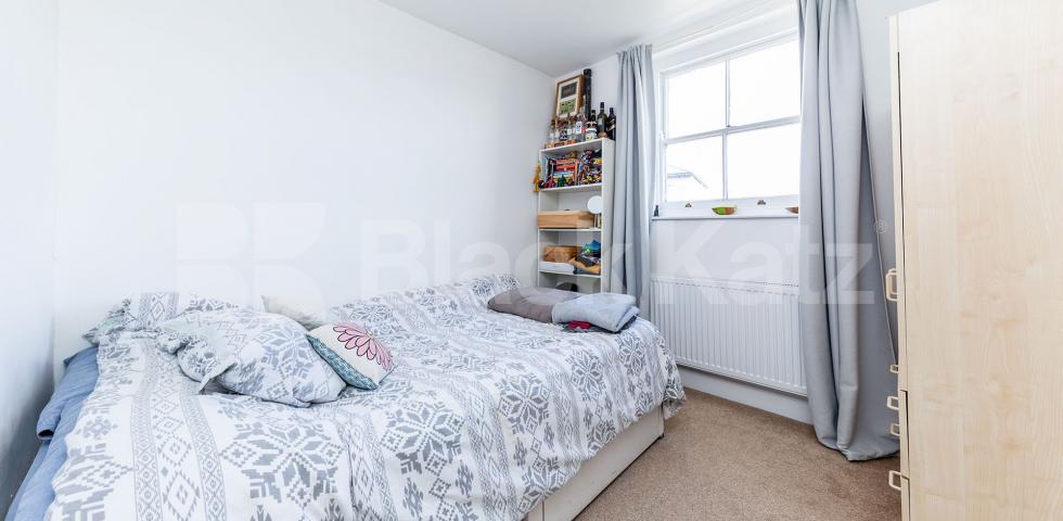 			NEW INSTRUCTION!, 3 Bedroom, 1 bath, 1 reception Flat			 Junction Road, ARCHWAY